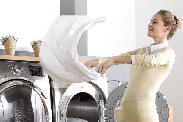 máy sấy quần áo dạng máy giặt công nghệ sấy đảo chiều