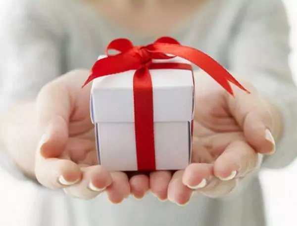Quạt hơi nước món quà tặng vk