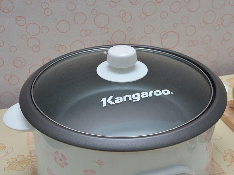 Nồi lẩu điện Kangaroo KG 800N nắp kính cứng