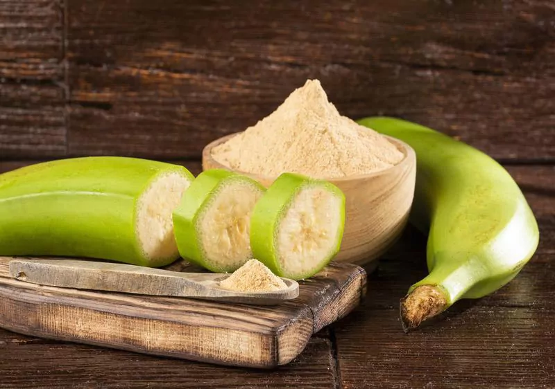 chữa mất ngủ bằng chuối xanh