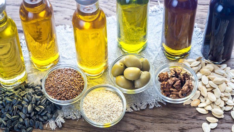 Chất béo thực vật có tác dụng gì trong việc giảm cholesterol?