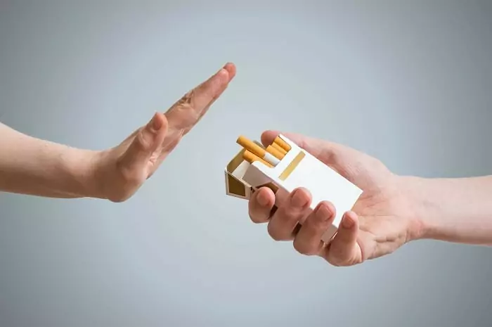 Để xây dựng được những thói quen tốt cho sức khỏe thì bận không nên hút thuốc 