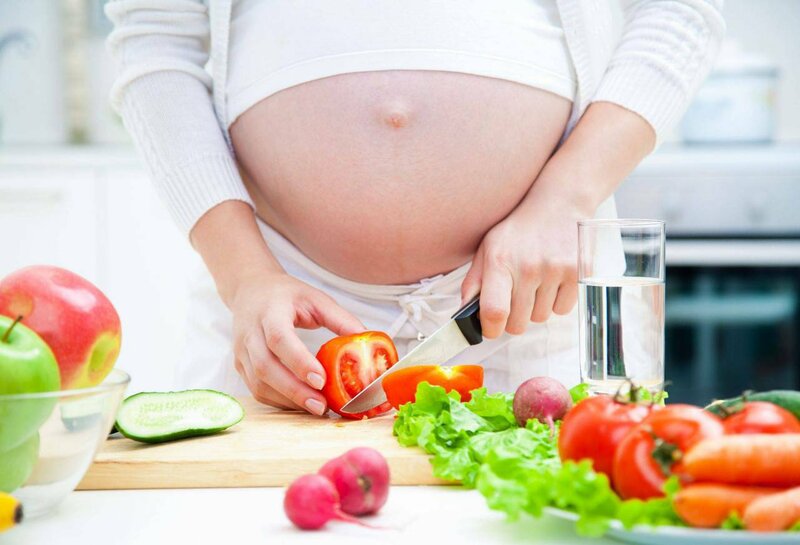 Mẹ bầu mắc tiểu đường thai kỳ cần có một chế độ ăn lành mạnh 