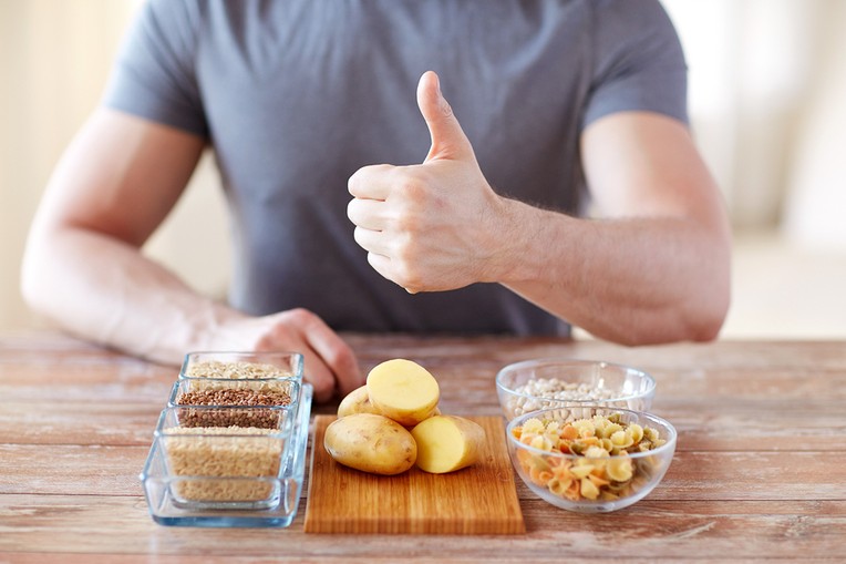 Để tăng cân các bạn nam nên lựa chọn các loại thực phẩm giàu protein, carbohydrate và calo 