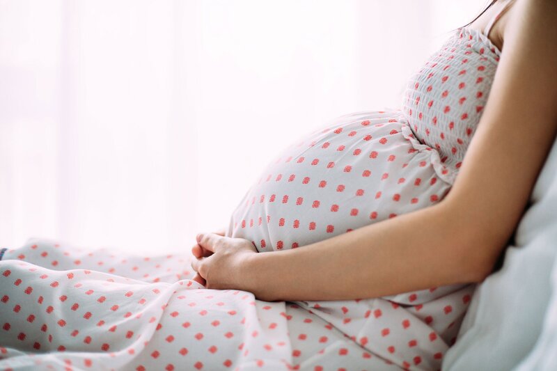 Khó thở khi mang thai chủ yếu xảy là do sự thay đổi tự nhiên của cơ thể mẹ có thai 