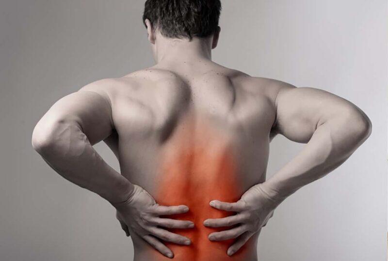 Căng cơ gây đau lưng