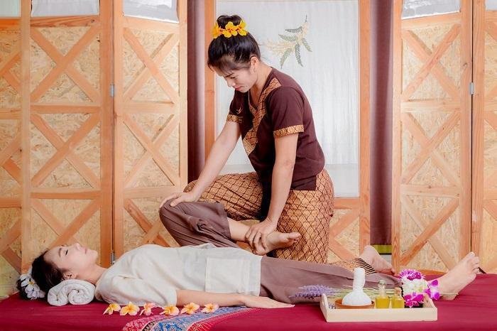 Đặc điểm phương pháp massage Thái cổ truyển của Thái Lan