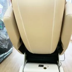 Ghế mát xa chính hãng JS 550 thiết kế mặt sau