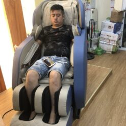 Ghế massage toàn thân Okazaki 868 ôm sát cơ thể