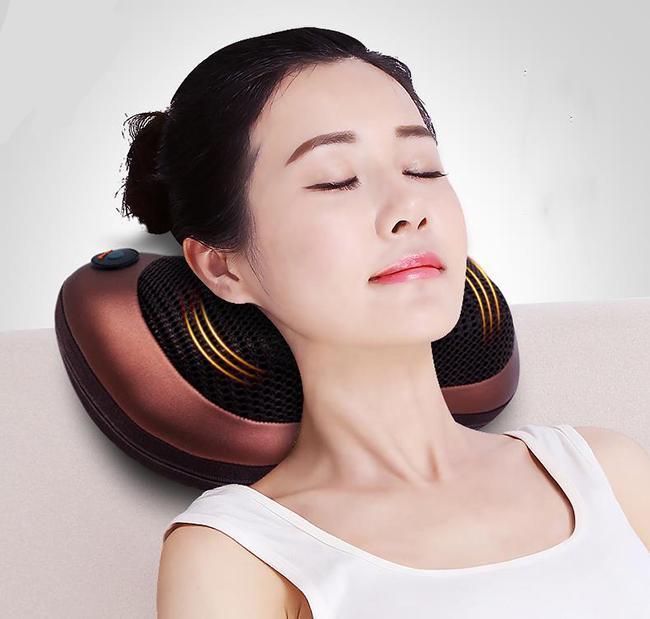 10 chiếc gối massage hồng ngoại giá rẻ đáng mua nhất 2019