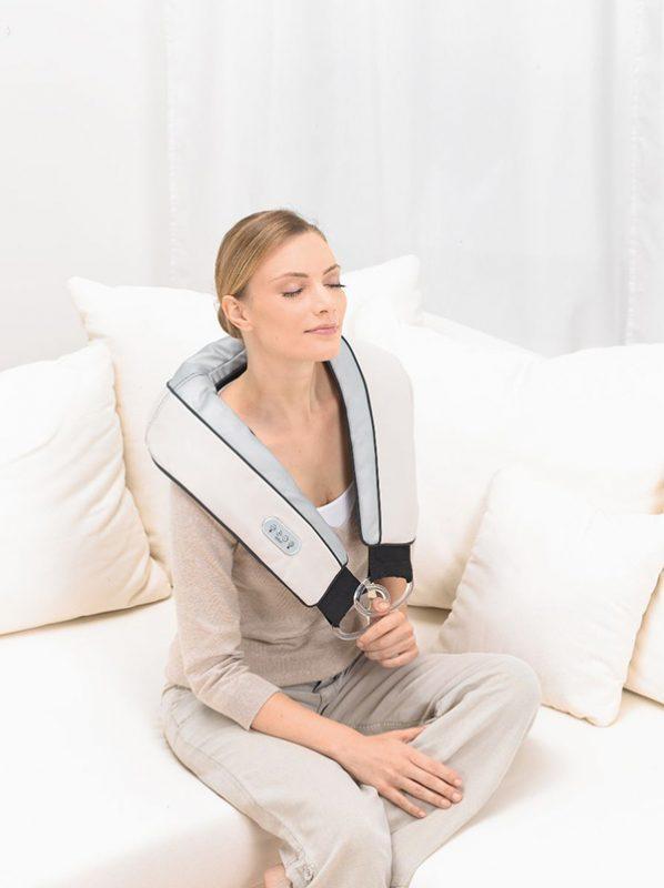 máy massage cổ vai gáy beurer nhiều tính năng mới