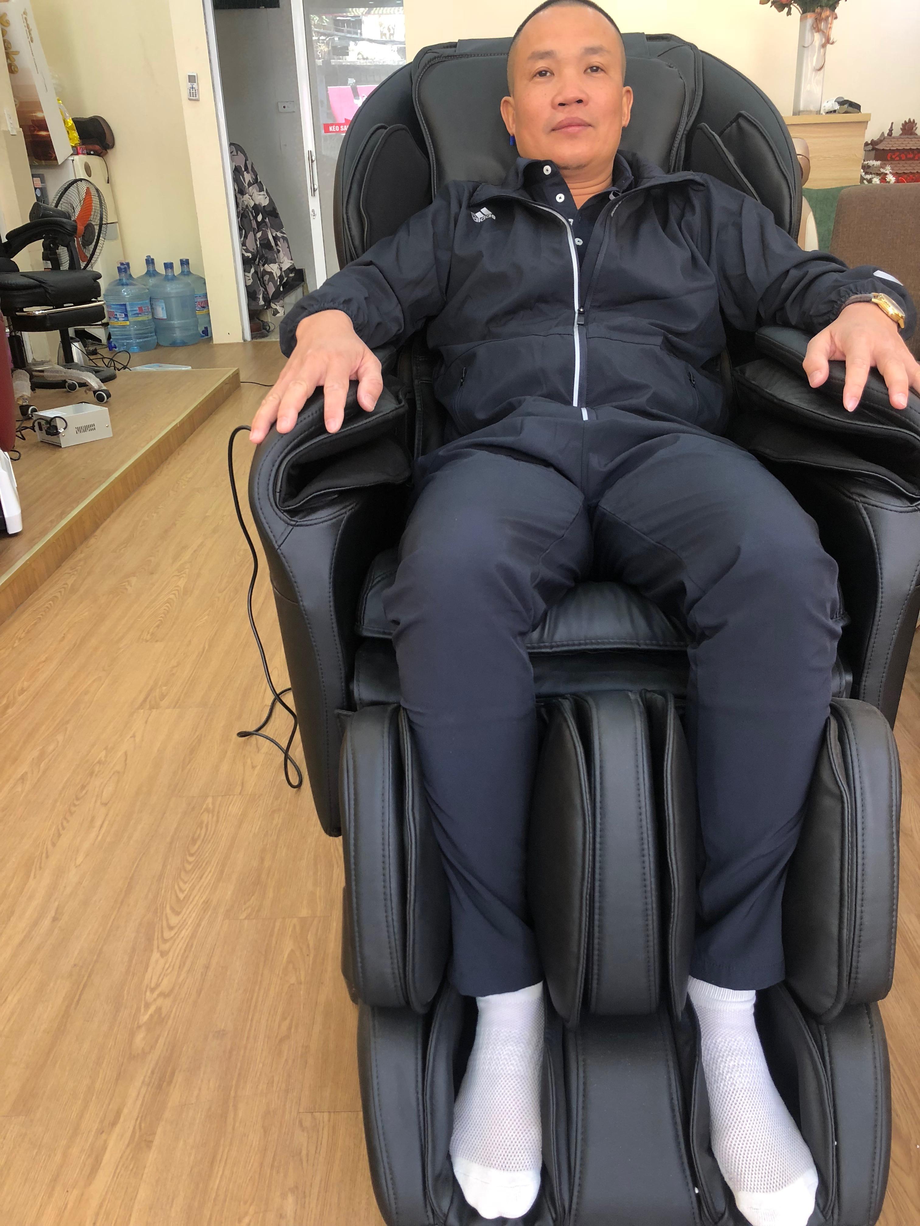 Anh Vinh - Thái Bình mua ghế massage tặng Mẹ Anh Vinh - Thái Bình mua ghế massage tặng Mẹ