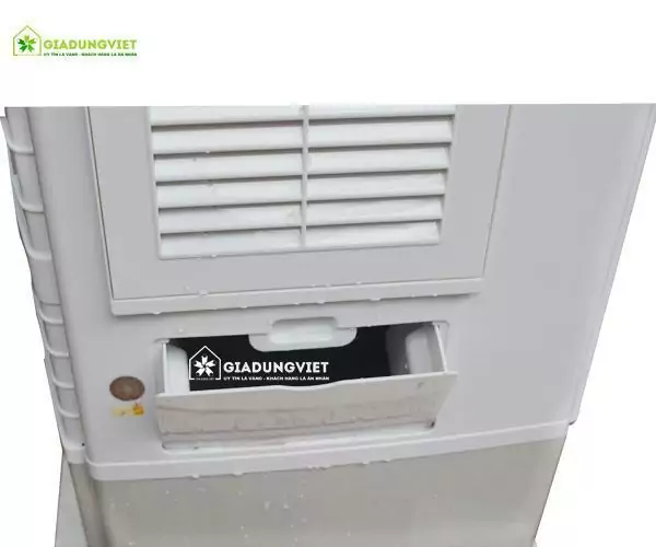 Quạt điều hoà không khí Shoohan JC669 bình chứa nước